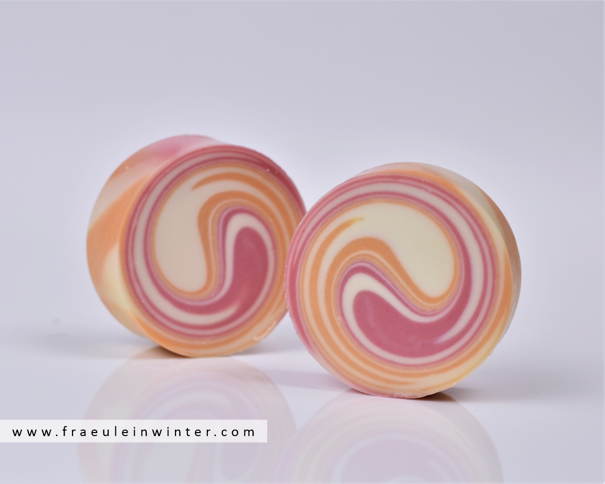 Spiral Swirl Soap mit mehreren Farben